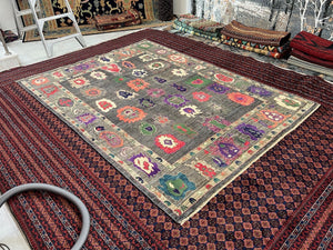 TRANSITIONAL RUG - HBI1619 | SIZE: 246CM X 181CM